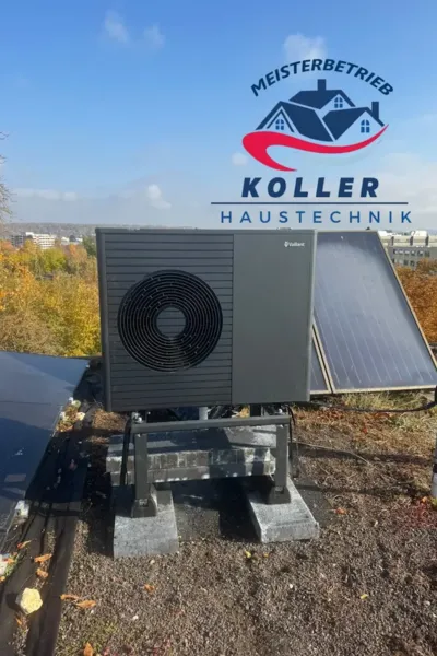 Vaillant aroTHERM plus Wärmepumpe mit Solarthermie auf einem Flachdach in Regensburg